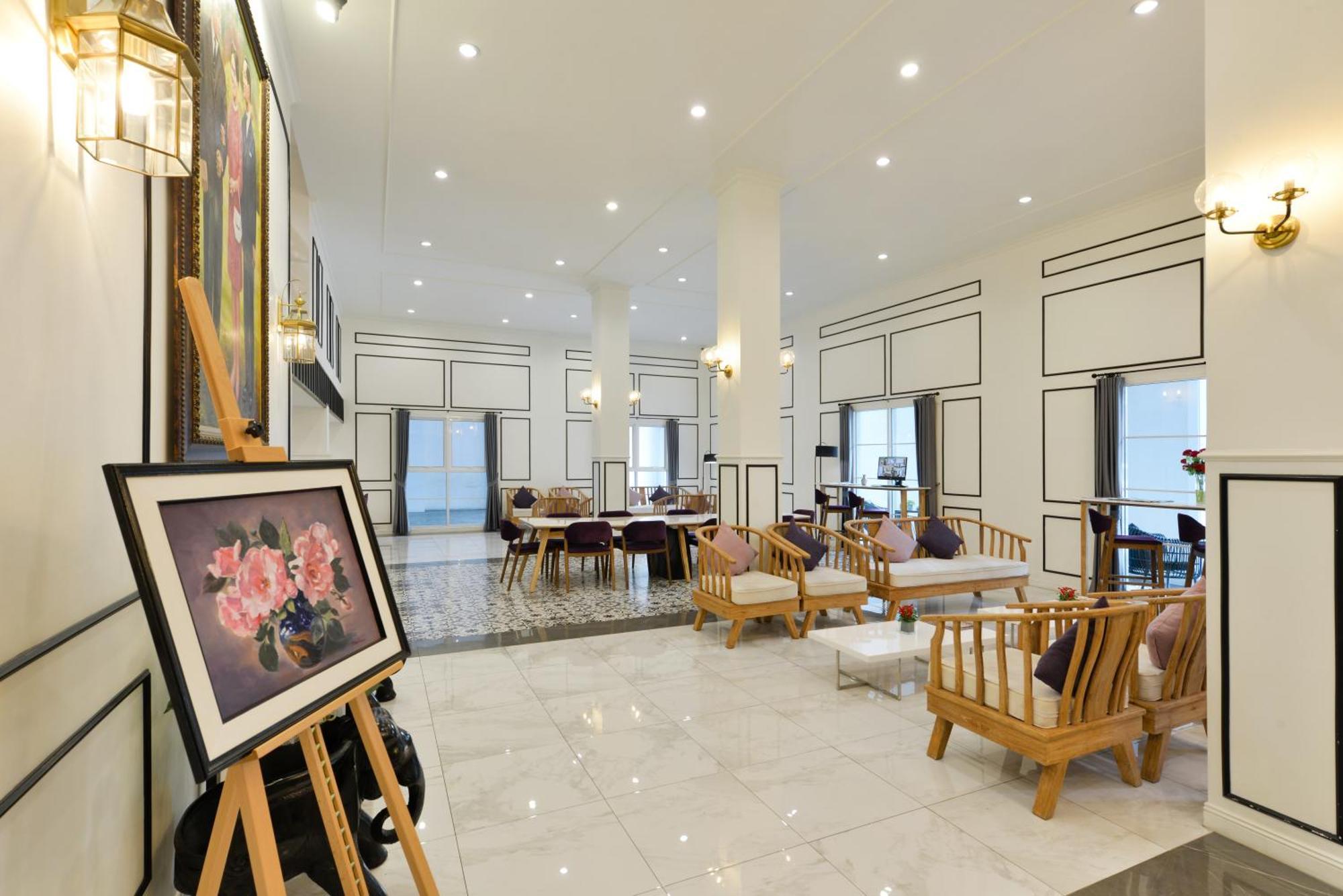 Villa De Pranakorn Bangkok Kültér fotó The lobby of the hotel