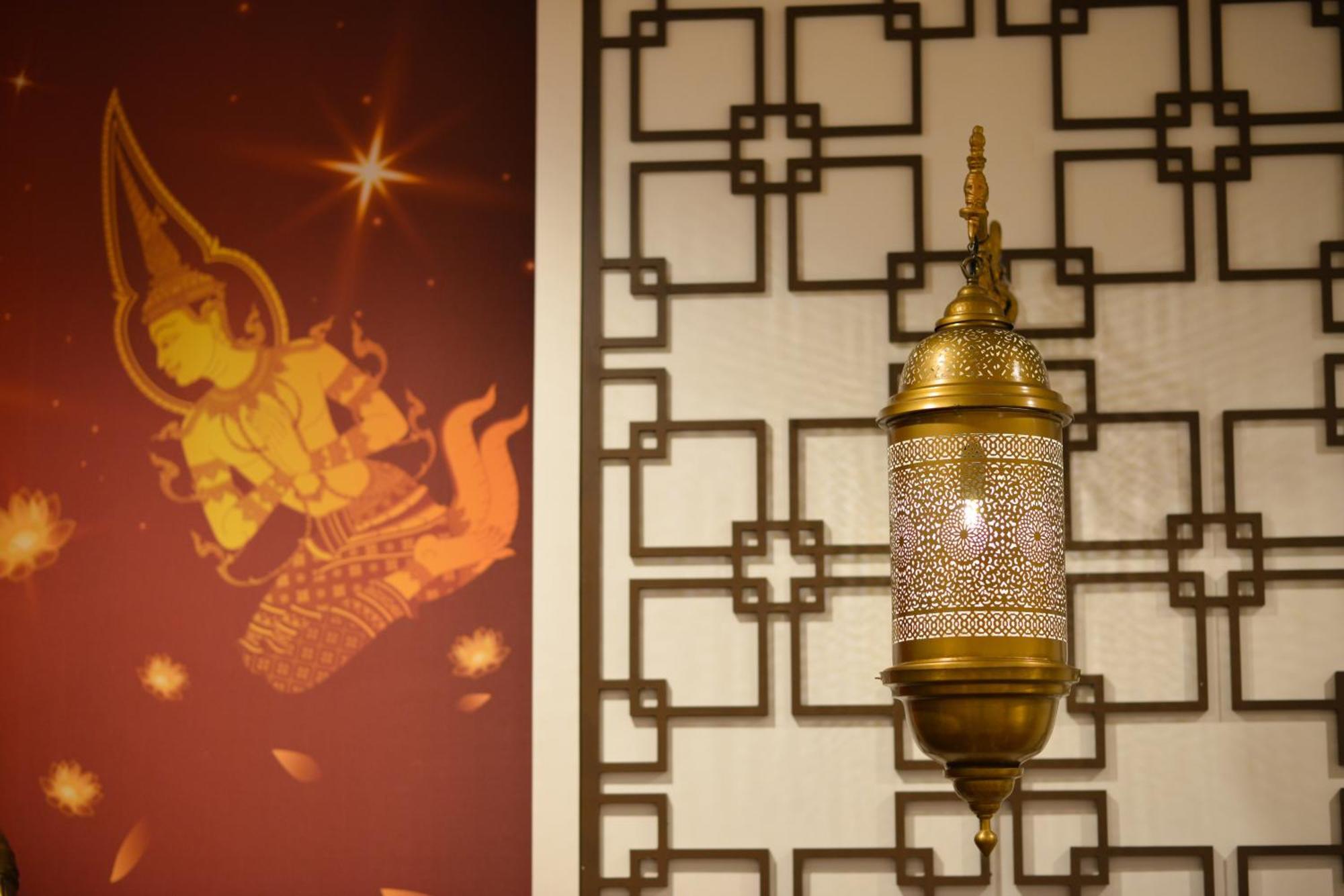 Villa De Pranakorn Bangkok Kültér fotó Thai style lantern